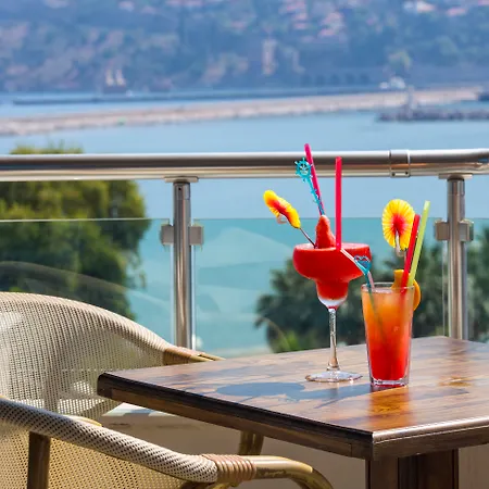 Bueyuek Hotel (Adults Only)-2